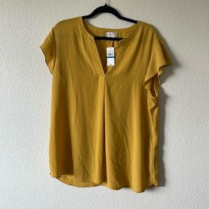 Brand: vanheusen color: mustard yellow